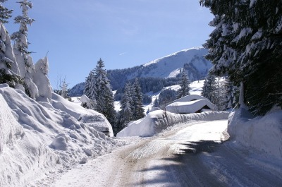 Zufahrt zum Skigebiet